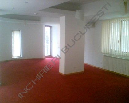Aviatorilor de inchiriat 3 camere, 165mp 