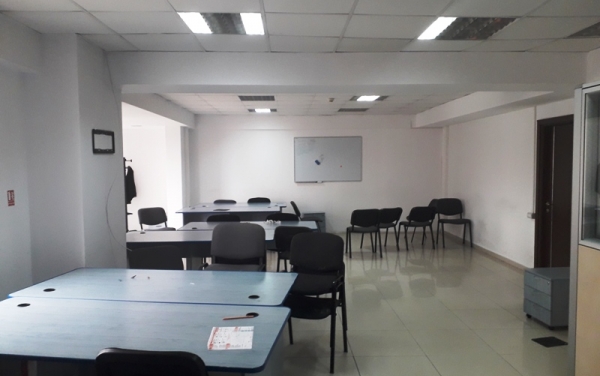 Birouri de inchiriat zona Vitan Mall 