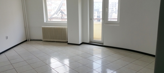 Calea Calarasilor, Delea, apartament 4 camere de inchiriat