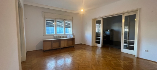 Unirii-11 Iunie apartament de inchiriat  in vila interbelica